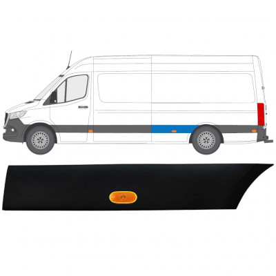 Obloga stranskega dela zadnjega blatnika z lučjo za Mercedes Sprinter 2018- / Leva / Komplet 12965