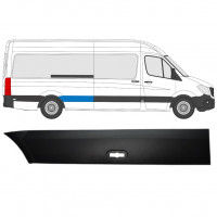 Obloga stranskega dela zadnjega blatnika za Mercedes Sprinter 2006- / LWB / Desna 8026